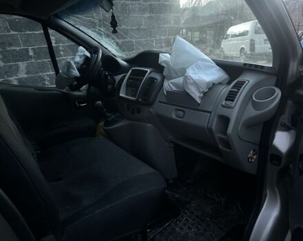 Сірий Рено Трафік, об'ємом двигуна 2 л та пробігом 260 тис. км за 6900 $, фото 6 на Automoto.ua