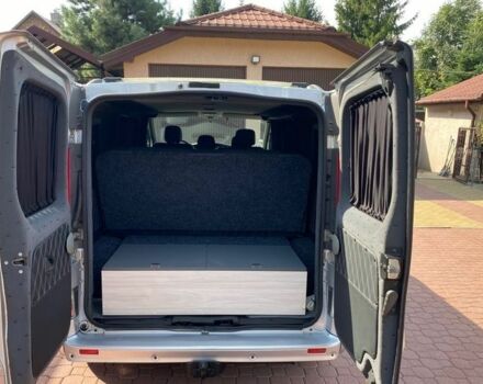 Серый Рено Трафик, объемом двигателя 2 л и пробегом 135 тыс. км за 9100 $, фото 7 на Automoto.ua