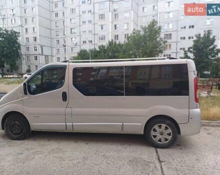 Серый Рено Трафик, объемом двигателя 2 л и пробегом 234 тыс. км за 13500 $, фото 8 на Automoto.ua