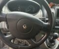 Серый Рено Трафик, объемом двигателя 2 л и пробегом 234 тыс. км за 13500 $, фото 2 на Automoto.ua