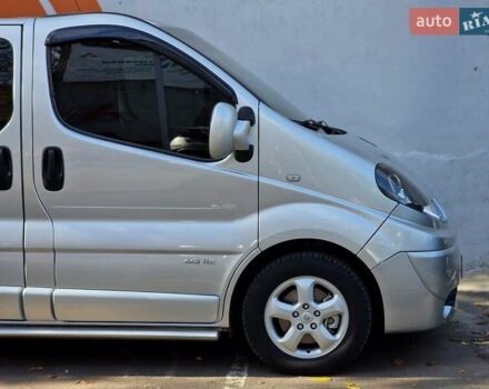 Серый Рено Трафик, объемом двигателя 2 л и пробегом 235 тыс. км за 16490 $, фото 17 на Automoto.ua