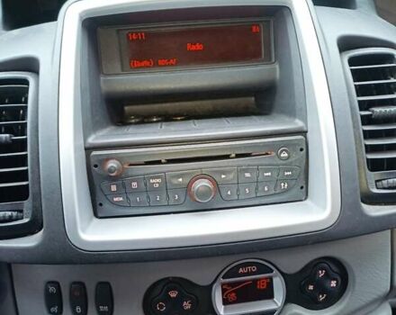 Сірий Рено Трафік, об'ємом двигуна 2 л та пробігом 218 тис. км за 14500 $, фото 1 на Automoto.ua