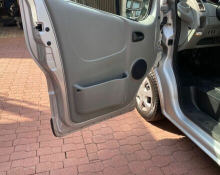 Серый Рено Трафик, объемом двигателя 2 л и пробегом 135 тыс. км за 9100 $, фото 22 на Automoto.ua