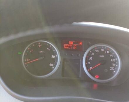 Серый Рено Трафик, объемом двигателя 2 л и пробегом 238 тыс. км за 14700 $, фото 36 на Automoto.ua