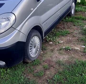 Рено Трафик 2013 в Полонном на Automoto.ua Серый Рено Трафик, объемом двигателя 2 л и пробегом 270 тыс. км за 9250 $, фото 7 на Automoto.ua