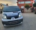 Серый Рено Трафик, объемом двигателя 2 л и пробегом 238 тыс. км за 15600 $, фото 43 на Automoto.ua