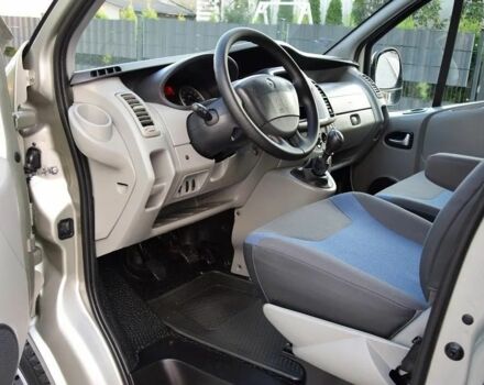 Серый Рено Трафик, объемом двигателя 2 л и пробегом 127 тыс. км за 9400 $, фото 18 на Automoto.ua