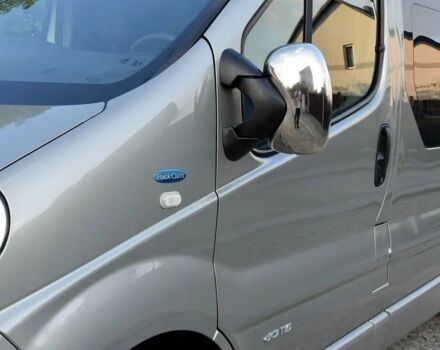 Серый Рено Трафик, объемом двигателя 2 л и пробегом 127 тыс. км за 9400 $, фото 9 на Automoto.ua