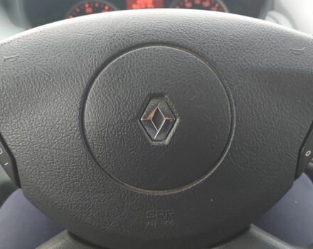 Сірий Рено Трафік, об'ємом двигуна 2 л та пробігом 130 тис. км за 8900 $, фото 5 на Automoto.ua