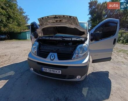 Сірий Рено Трафік, об'ємом двигуна 2 л та пробігом 252 тис. км за 15500 $, фото 4 на Automoto.ua