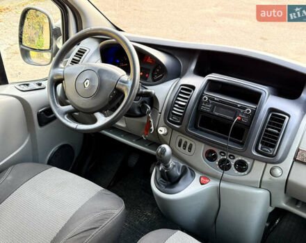 Сірий Рено Трафік, об'ємом двигуна 2 л та пробігом 340 тис. км за 12600 $, фото 13 на Automoto.ua