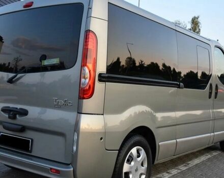 Серый Рено Трафик, объемом двигателя 2 л и пробегом 127 тыс. км за 9400 $, фото 11 на Automoto.ua