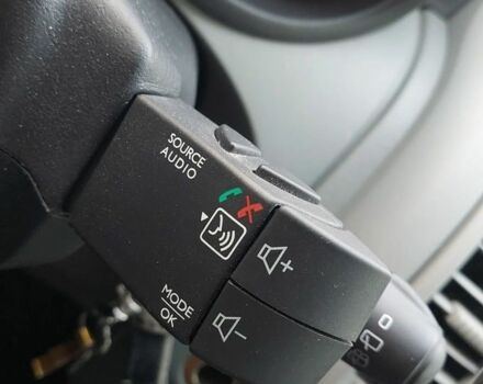 Рено Трафик 2014 в Борисполе на Automoto.ua Серый Рено Трафик, объемом двигателя 2 л и пробегом 120 тыс. км за 8600 $, фото 18 на Automoto.ua