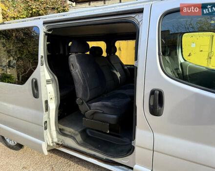 Сірий Рено Трафік, об'ємом двигуна 2 л та пробігом 340 тис. км за 12600 $, фото 15 на Automoto.ua