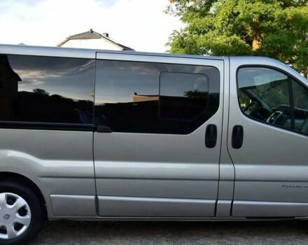 Серый Рено Трафик, объемом двигателя 2 л и пробегом 127 тыс. км за 9400 $, фото 3 на Automoto.ua