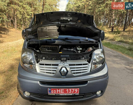 Сірий Рено Трафік, об'ємом двигуна 2 л та пробігом 267 тис. км за 16800 $, фото 65 на Automoto.ua