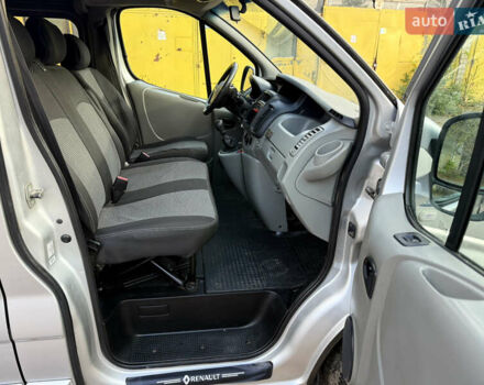 Сірий Рено Трафік, об'ємом двигуна 2 л та пробігом 340 тис. км за 12600 $, фото 12 на Automoto.ua