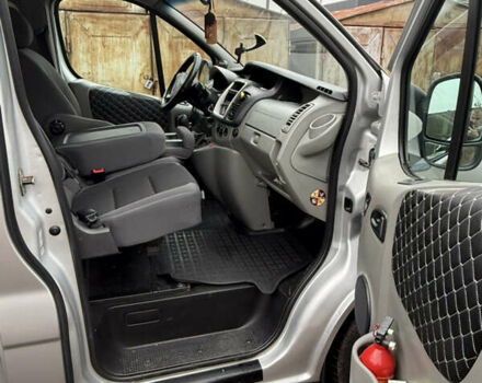 Серый Рено Трафик, объемом двигателя 2 л и пробегом 444 тыс. км за 16000 $, фото 9 на Automoto.ua