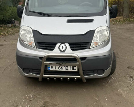 Серый Рено Трафик, объемом двигателя 2 л и пробегом 300 тыс. км за 13750 $, фото 2 на Automoto.ua