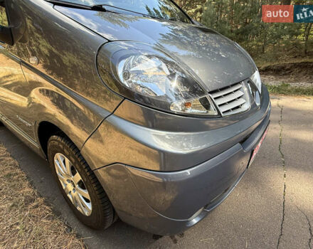 Сірий Рено Трафік, об'ємом двигуна 2 л та пробігом 267 тис. км за 16800 $, фото 23 на Automoto.ua