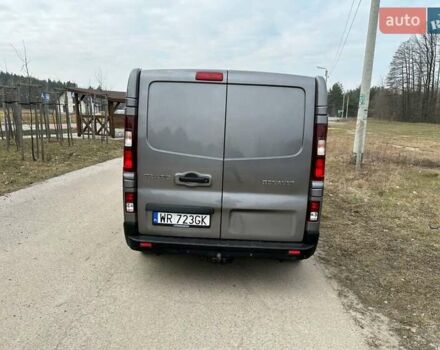 Серый Рено Трафик, объемом двигателя 1.6 л и пробегом 174 тыс. км за 11000 $, фото 6 на Automoto.ua