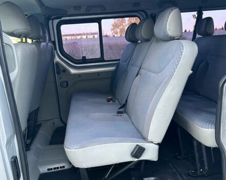 Сірий Рено Трафік, об'ємом двигуна 2 л та пробігом 191 тис. км за 8900 $, фото 12 на Automoto.ua