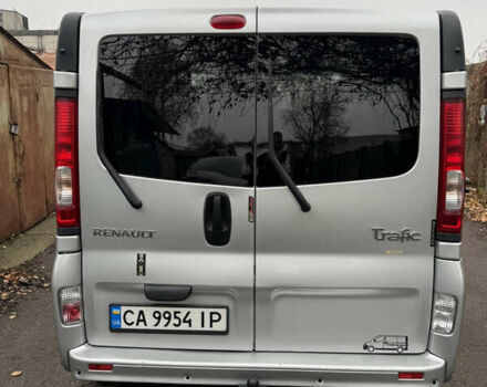 Серый Рено Трафик, объемом двигателя 2 л и пробегом 444 тыс. км за 16000 $, фото 6 на Automoto.ua