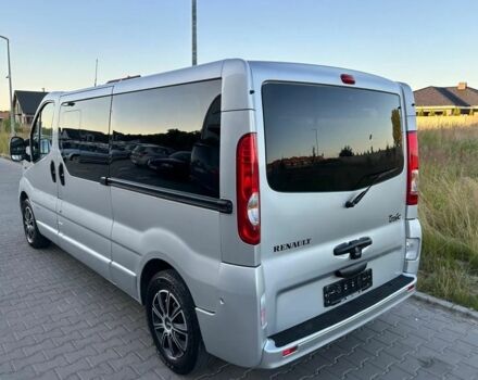 Сірий Рено Трафік, об'ємом двигуна 2 л та пробігом 191 тис. км за 8900 $, фото 3 на Automoto.ua