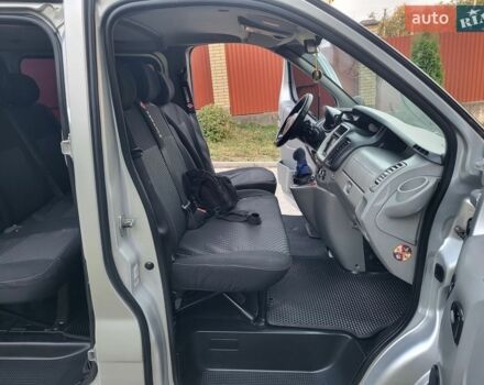 Серый Рено Трафик, объемом двигателя 2 л и пробегом 238 тыс. км за 15600 $, фото 92 на Automoto.ua