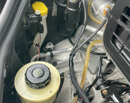 Сірий Рено Трафік, об'ємом двигуна 2 л та пробігом 258 тис. км за 16300 $, фото 58 на Automoto.ua