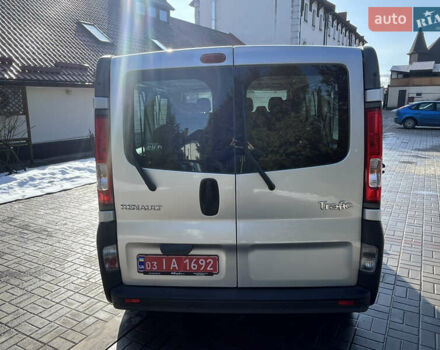 Серый Рено Трафик, объемом двигателя 2 л и пробегом 248 тыс. км за 16650 $, фото 36 на Automoto.ua