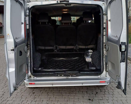 Серый Рено Трафик, объемом двигателя 2 л и пробегом 239 тыс. км за 15800 $, фото 7 на Automoto.ua