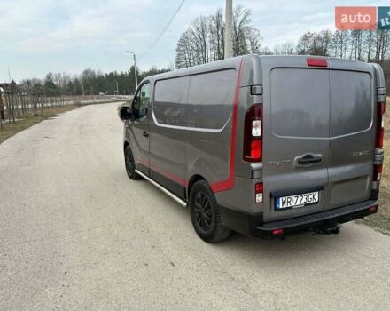 Серый Рено Трафик, объемом двигателя 1.6 л и пробегом 174 тыс. км за 11000 $, фото 4 на Automoto.ua