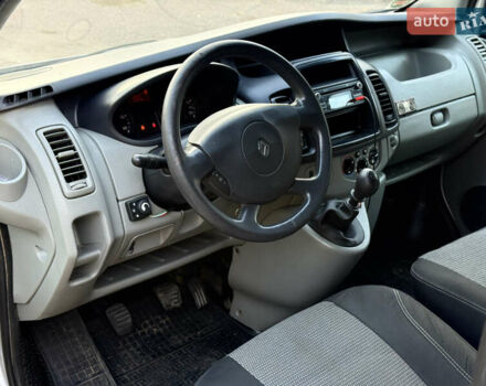 Сірий Рено Трафік, об'ємом двигуна 2 л та пробігом 340 тис. км за 12600 $, фото 11 на Automoto.ua