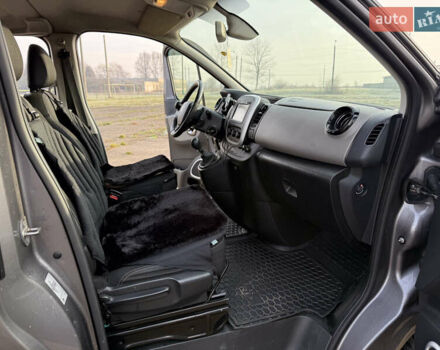 Серый Рено Трафик, объемом двигателя 1.6 л и пробегом 297 тыс. км за 13800 $, фото 10 на Automoto.ua
