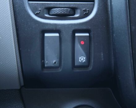 Серый Рено Трафик, объемом двигателя 1.6 л и пробегом 231 тыс. км за 13600 $, фото 18 на Automoto.ua