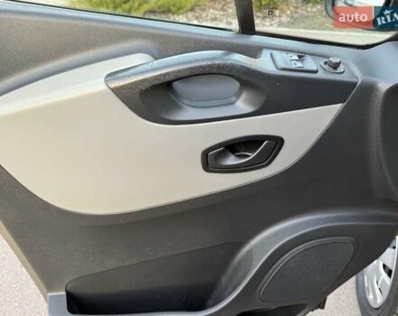 Сірий Рено Трафік, об'ємом двигуна 1.6 л та пробігом 254 тис. км за 14700 $, фото 52 на Automoto.ua