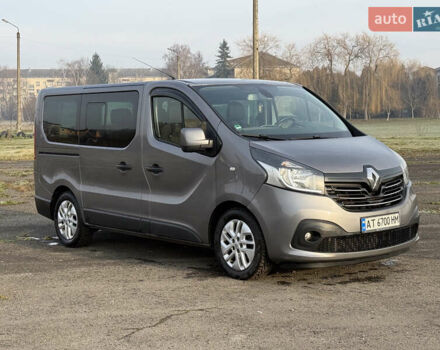 Серый Рено Трафик, объемом двигателя 1.6 л и пробегом 297 тыс. км за 13800 $, фото 7 на Automoto.ua