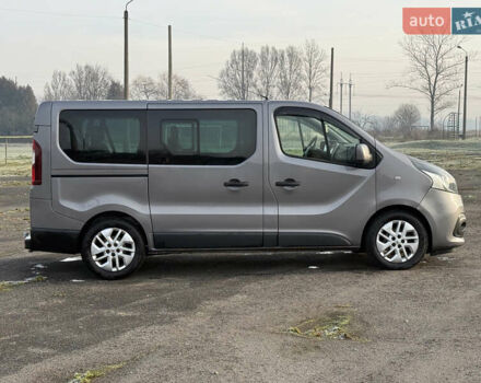 Серый Рено Трафик, объемом двигателя 1.6 л и пробегом 297 тыс. км за 13800 $, фото 6 на Automoto.ua