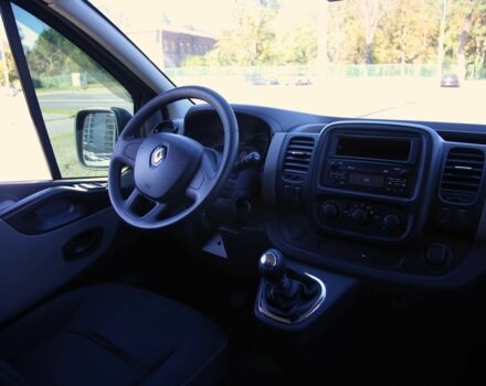 Серый Рено Трафик, объемом двигателя 1.6 л и пробегом 231 тыс. км за 13600 $, фото 10 на Automoto.ua