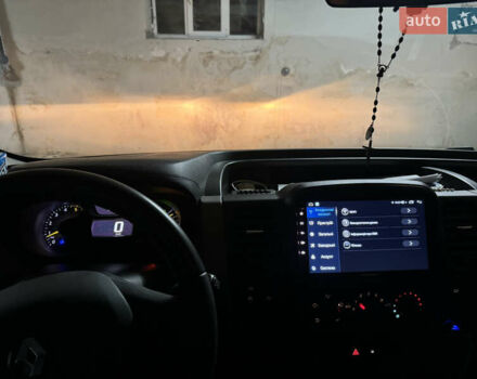 Серый Рено Трафик, объемом двигателя 1.6 л и пробегом 217 тыс. км за 17400 $, фото 6 на Automoto.ua