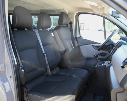 Серый Рено Трафик, объемом двигателя 1.6 л и пробегом 231 тыс. км за 13600 $, фото 9 на Automoto.ua