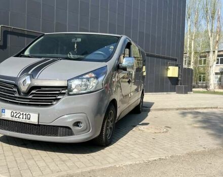 Серый Рено Трафик, объемом двигателя 1.6 л и пробегом 230 тыс. км за 14000 $, фото 9 на Automoto.ua