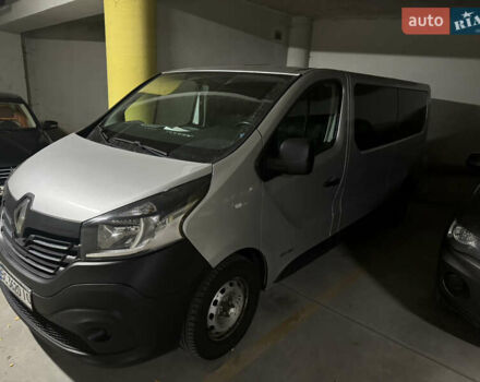 Серый Рено Трафик, объемом двигателя 1.6 л и пробегом 217 тыс. км за 17400 $, фото 1 на Automoto.ua