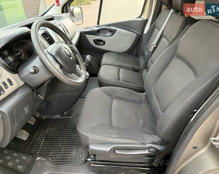 Сірий Рено Трафік, об'ємом двигуна 1.6 л та пробігом 254 тис. км за 14700 $, фото 45 на Automoto.ua