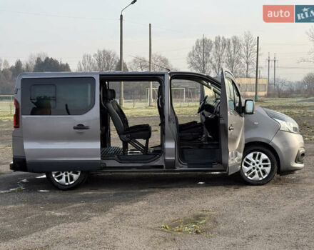 Серый Рено Трафик, объемом двигателя 1.6 л и пробегом 297 тыс. км за 13800 $, фото 12 на Automoto.ua