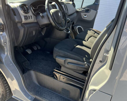 Серый Рено Трафик, объемом двигателя 1.6 л и пробегом 318 тыс. км за 16500 $, фото 13 на Automoto.ua