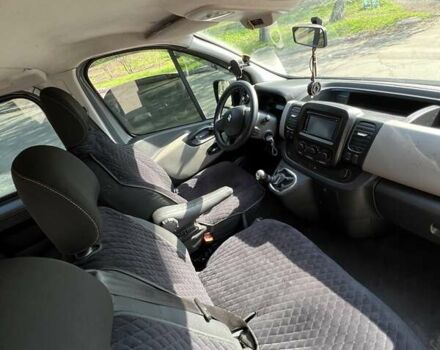 Серый Рено Трафик, объемом двигателя 1.6 л и пробегом 230 тыс. км за 14000 $, фото 11 на Automoto.ua