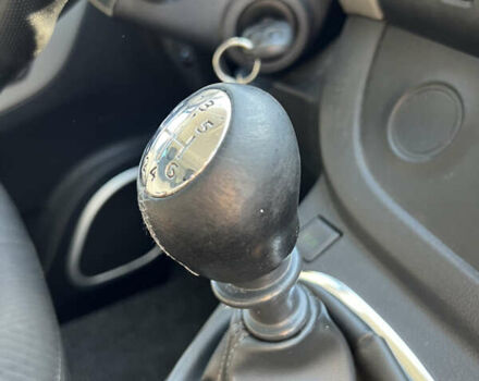 Серый Рено Трафик, объемом двигателя 1.6 л и пробегом 318 тыс. км за 16500 $, фото 12 на Automoto.ua