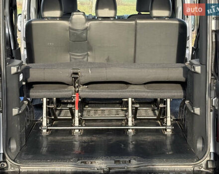 Серый Рено Трафик, объемом двигателя 1.6 л и пробегом 297 тыс. км за 13800 $, фото 15 на Automoto.ua